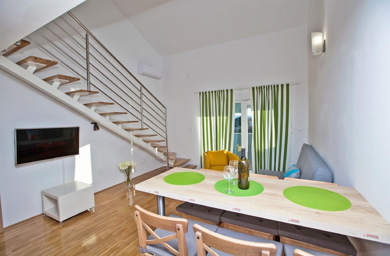 Apartments Roses Стобрек Экстерьер фото