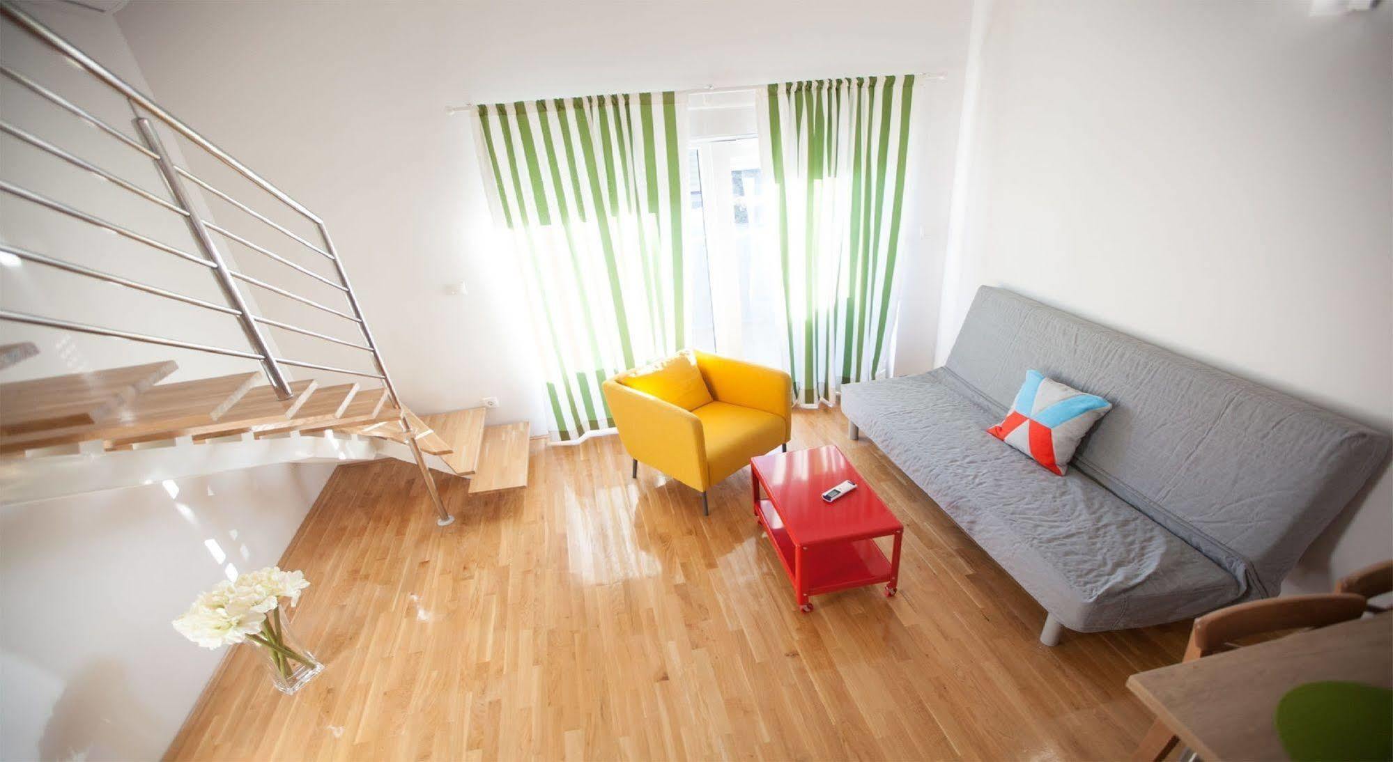 Apartments Roses Стобрек Экстерьер фото