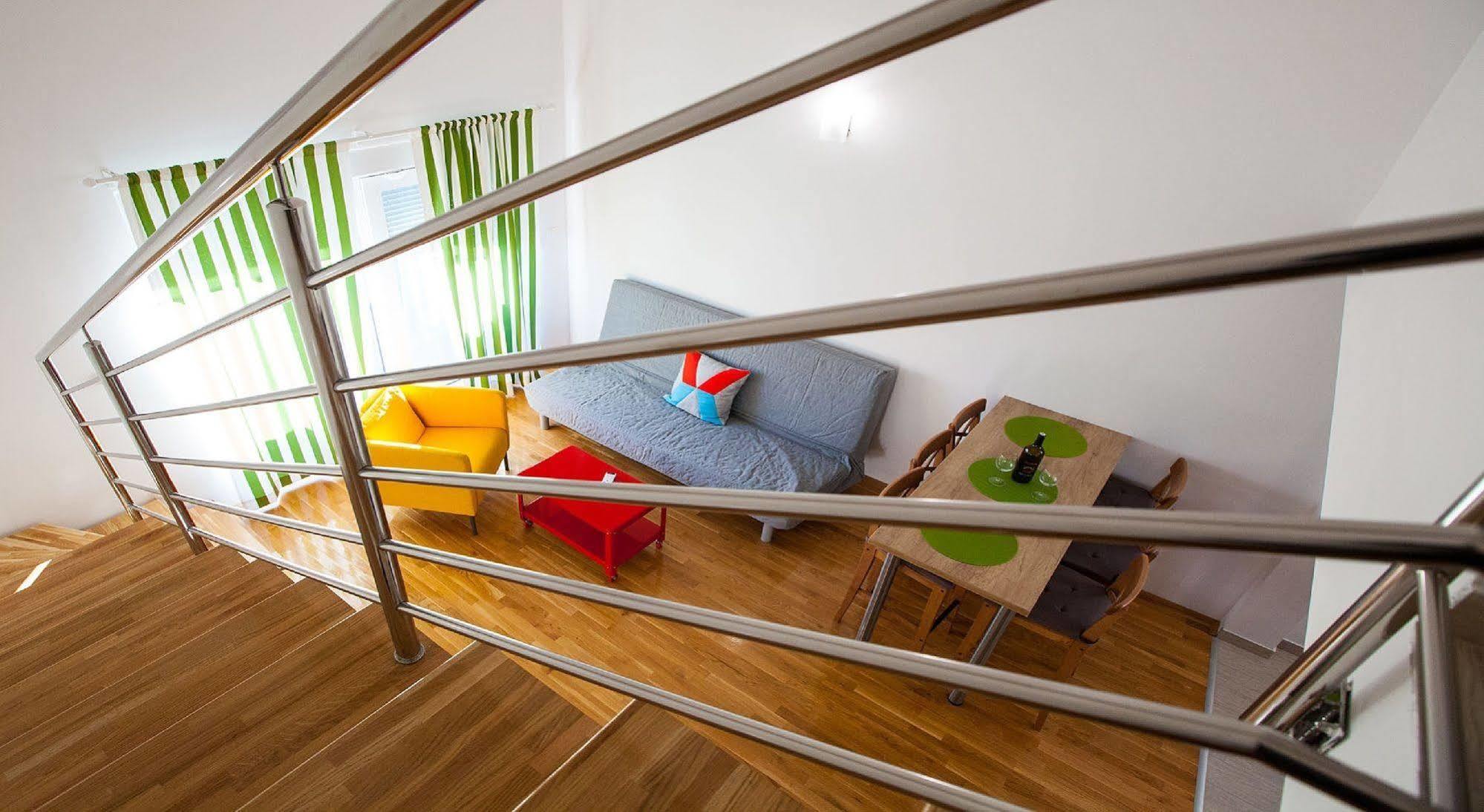 Apartments Roses Стобрек Экстерьер фото