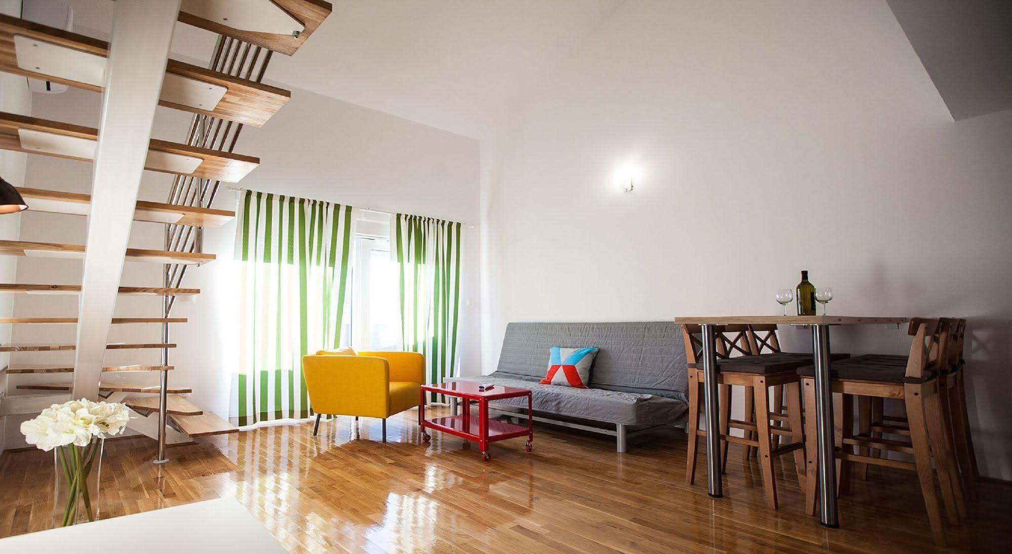 Apartments Roses Стобрек Экстерьер фото